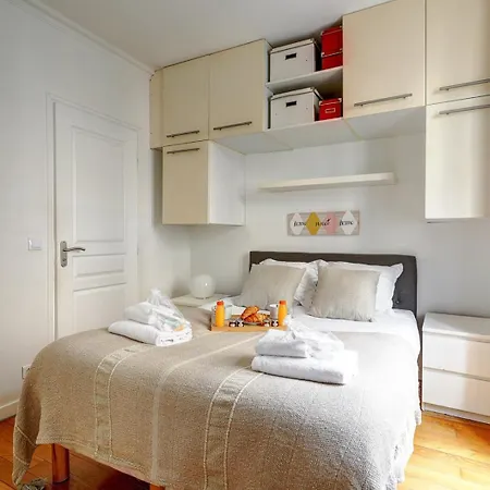 391 Biot 5 - Superbe A * Paris